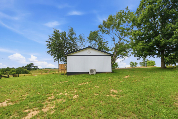 Listing Image 26
