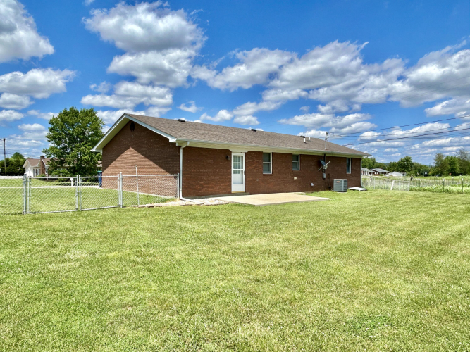 Listing Image 5