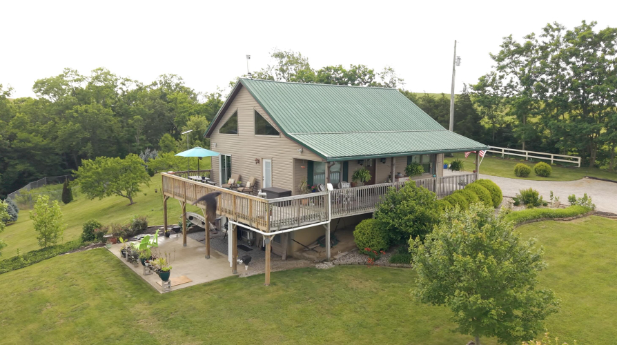 Listing Image 4