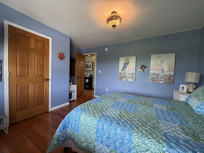 Listing Image 58