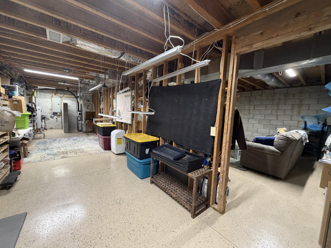 Listing Image 61
