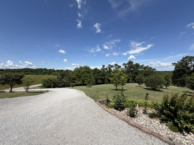 Listing Image 73