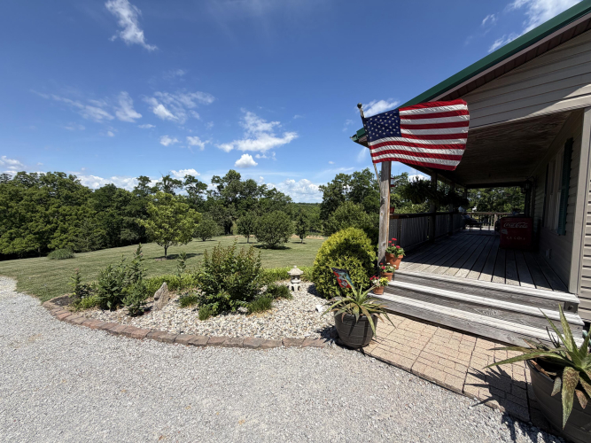 Listing Image 75