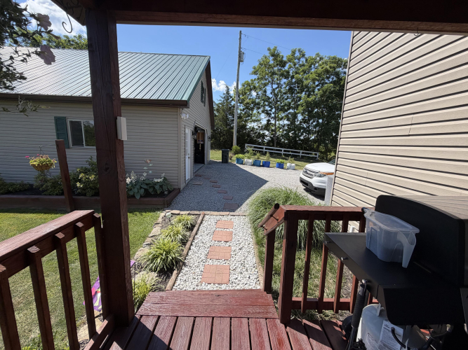 Listing Image 90