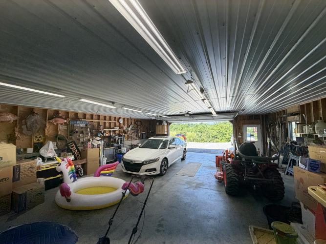 Listing Image 97