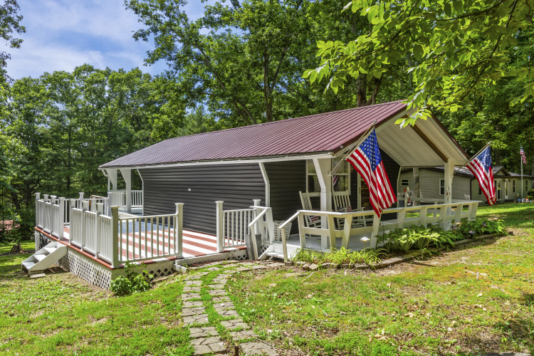 Listing Image 4