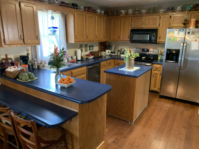 Listing Image 8
