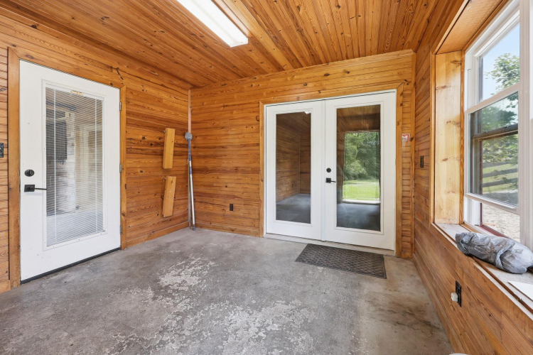 Listing Image 60