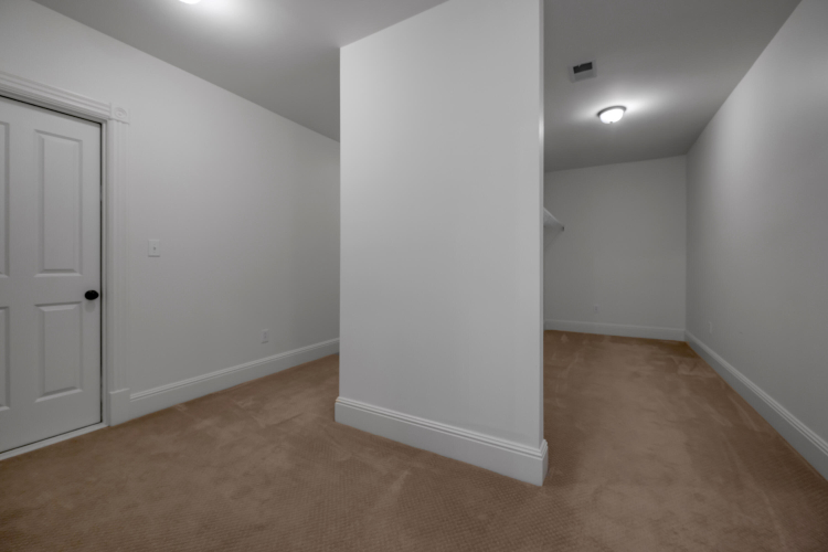 Listing Image 36