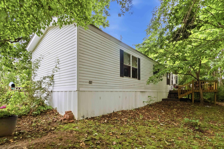 Listing Image 16