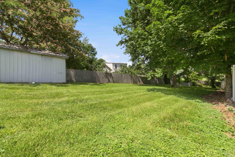 Listing Image 50