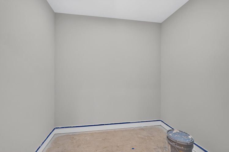 Listing Image 28