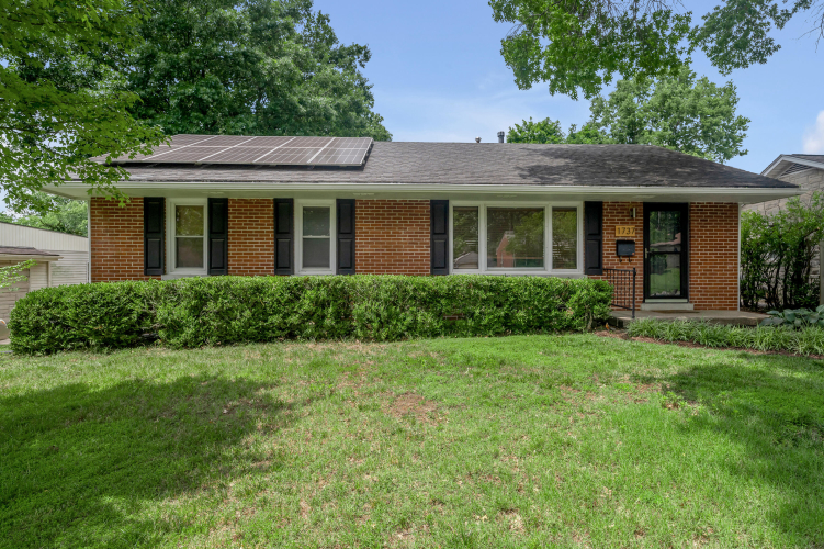 Listing Image 5