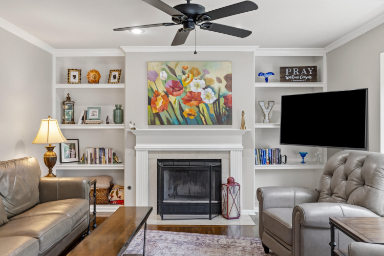 Listing Image 9