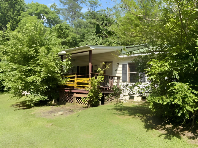 Listing Image 4
