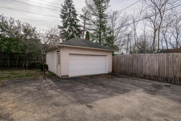 Listing Image 43