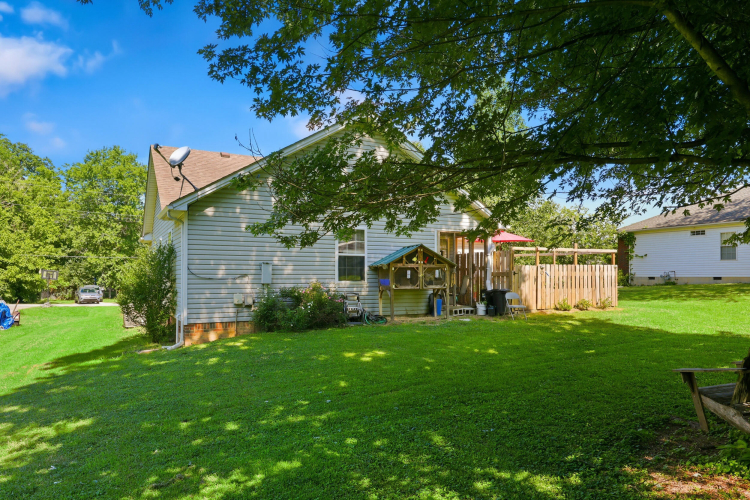 Listing Image 24