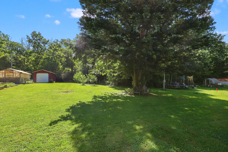 Listing Image 28