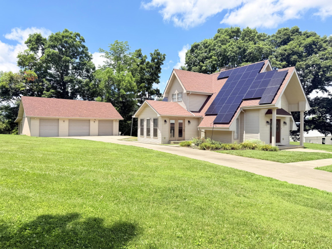 Listing Image 13