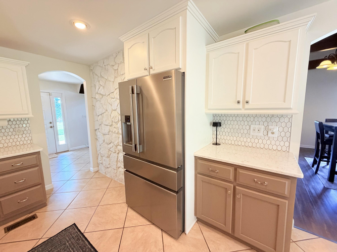 Listing Image 56