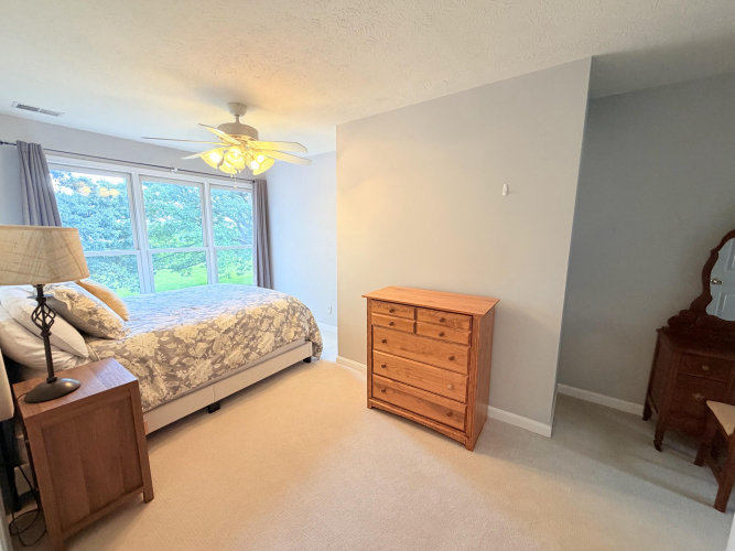 Listing Image 86