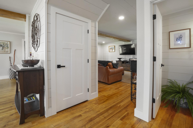 Listing Image 55