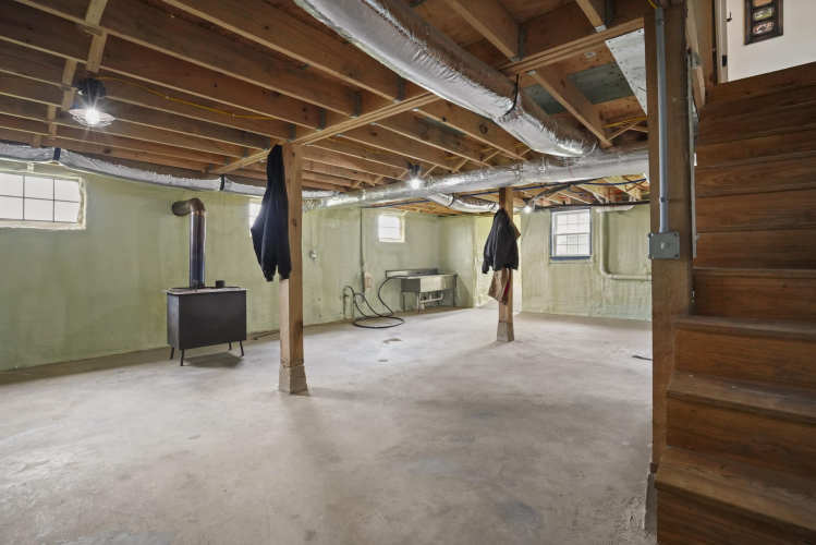 Listing Image 69