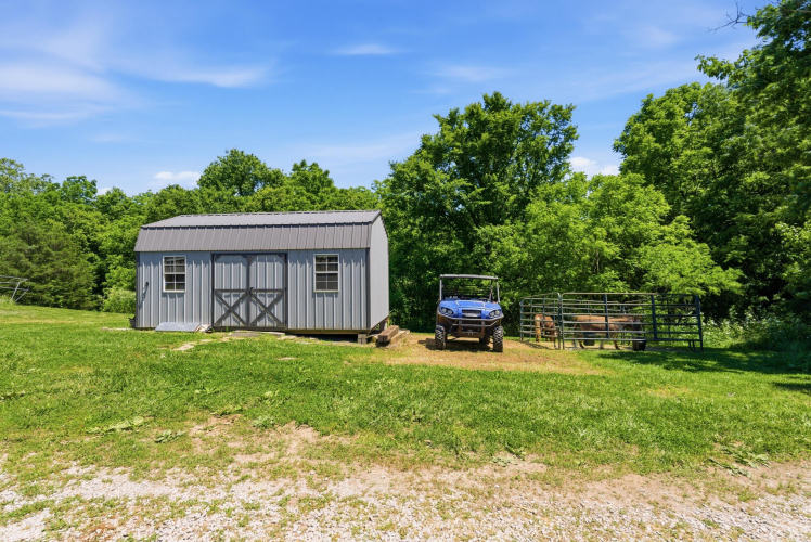 Listing Image 43