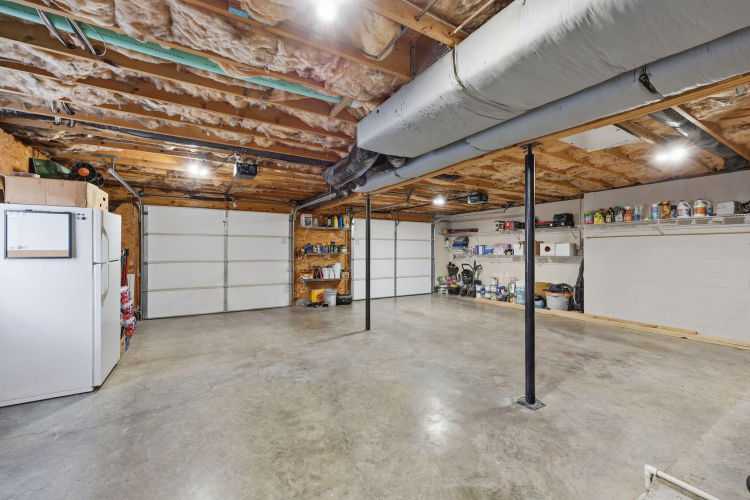 Listing Image 41