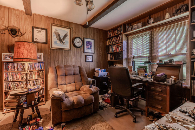 Listing Image 14