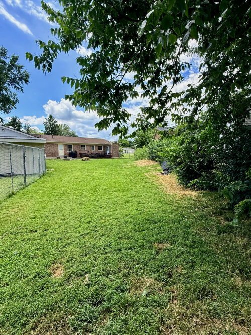 Listing Image 10