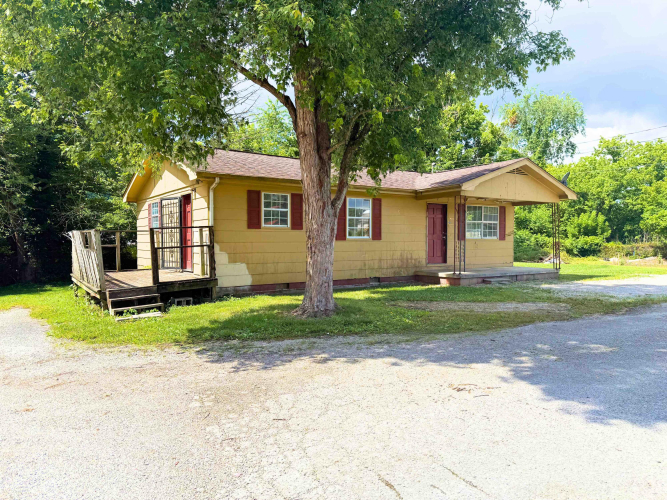 Listing Image 3