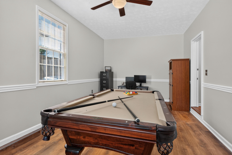 Listing Image 20