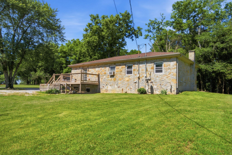 Listing Image 46