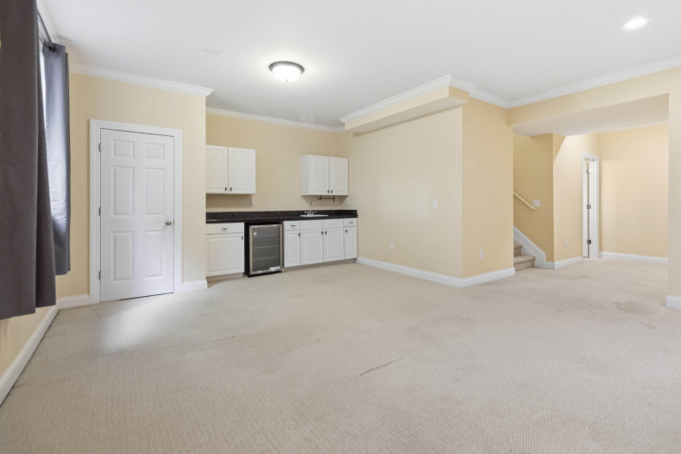 Listing Image 56