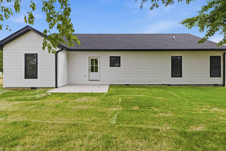 Listing Image 6