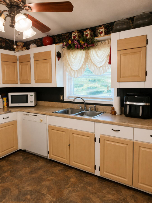 Listing Image 9