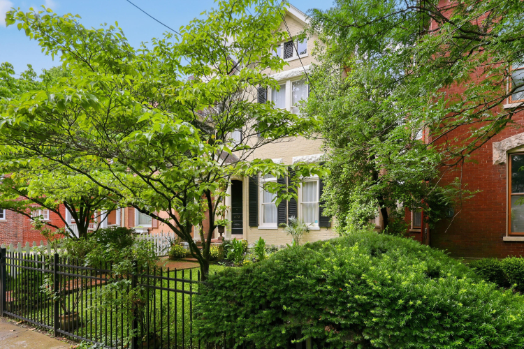 Listing Image 3