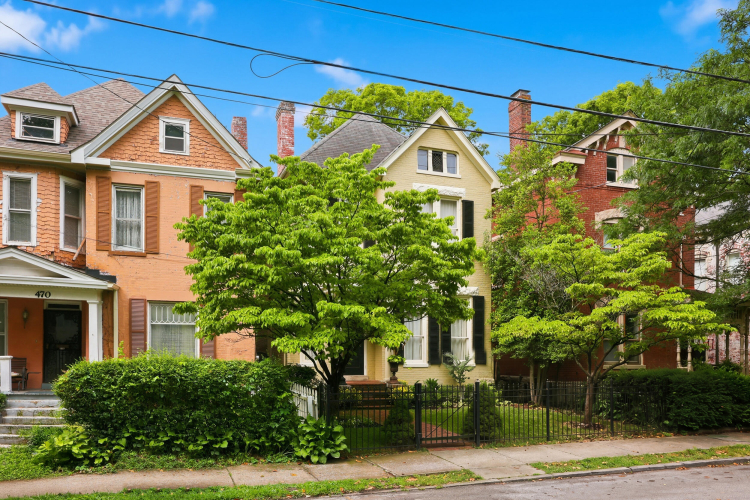 Listing Image 4