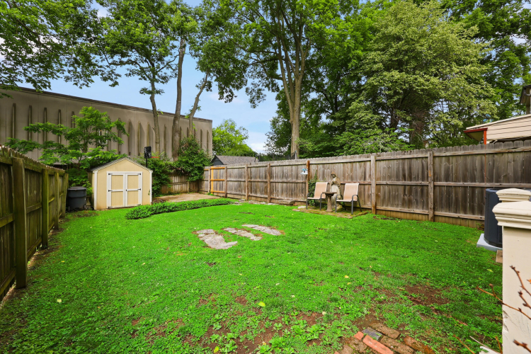 Listing Image 46
