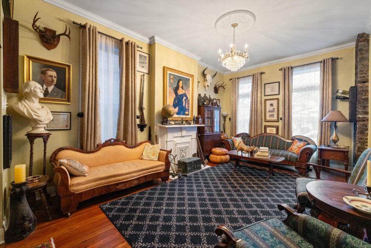 Listing Image 10
