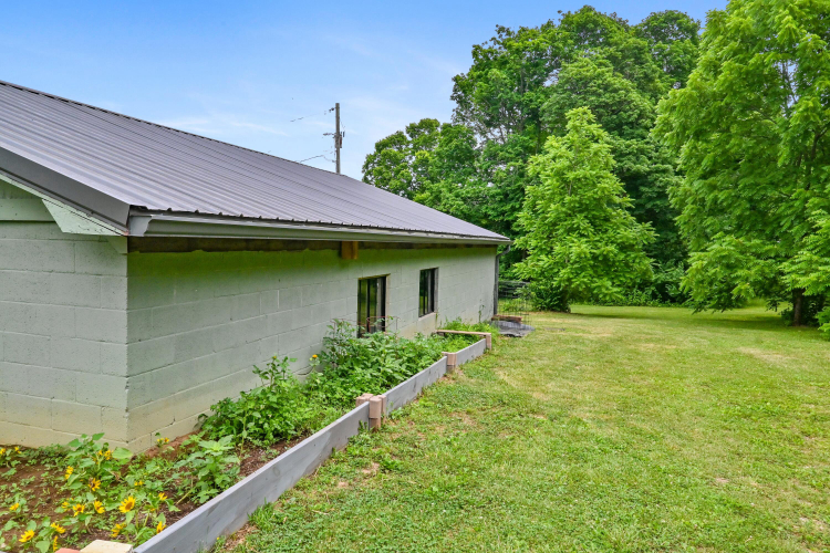 Listing Image 53