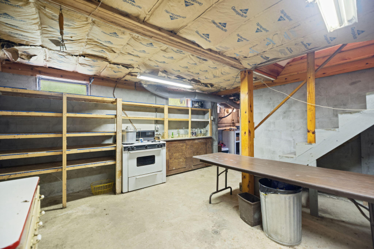 Listing Image 32