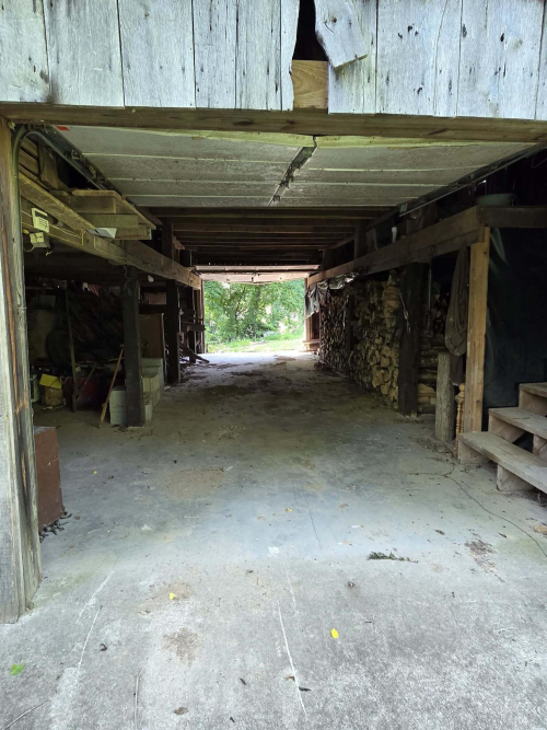 Listing Image 56