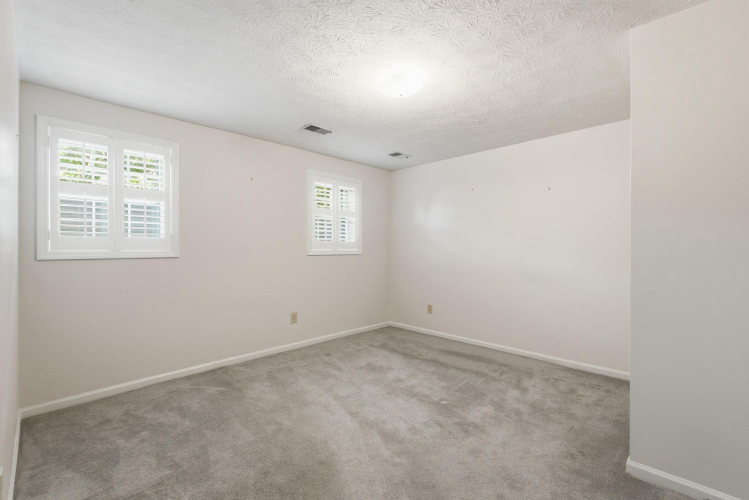 Listing Image 30
