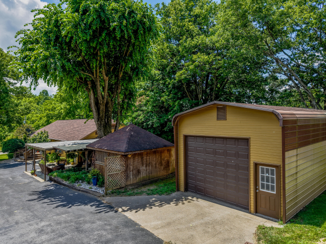 Listing Image 34
