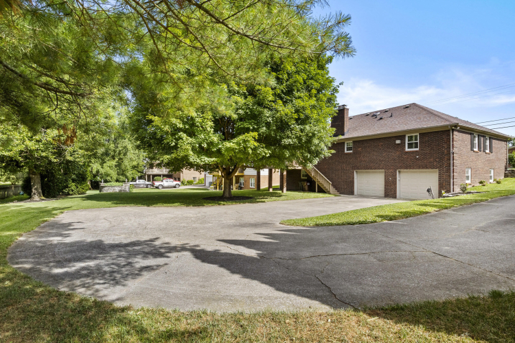 Listing Image 49