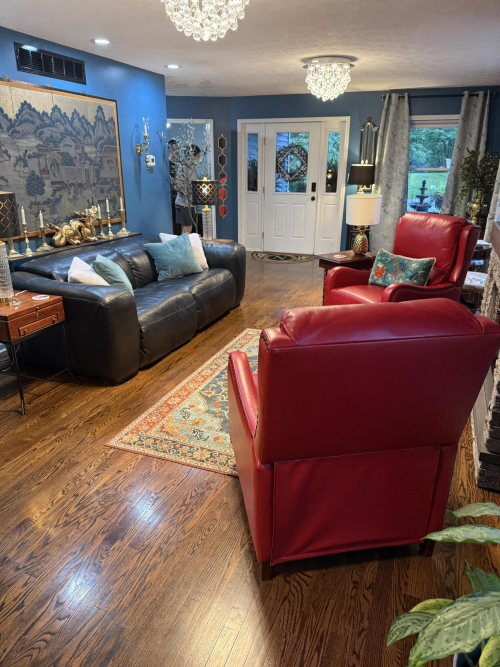 Listing Image 9