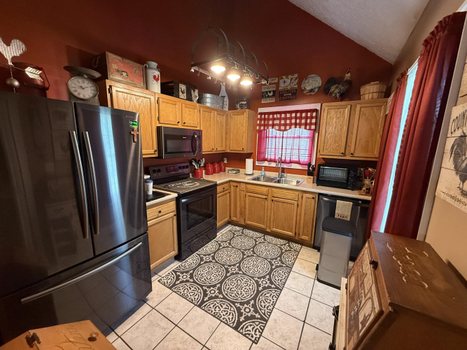 Listing Image 9