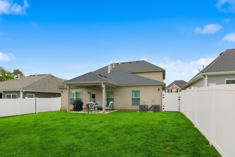 Listing Image 53